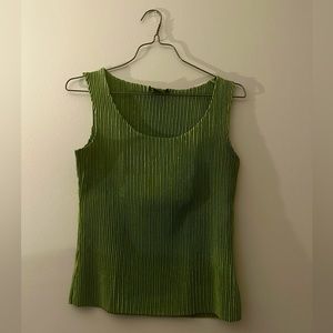 green y2k crinkle top size medium